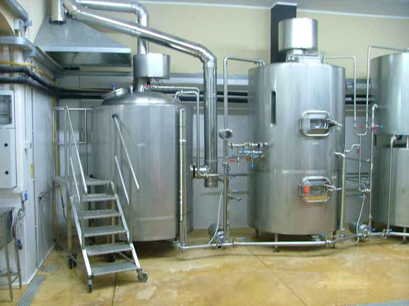 realizzazione di impianti per micro birrifici e consulenza per produzione birra.